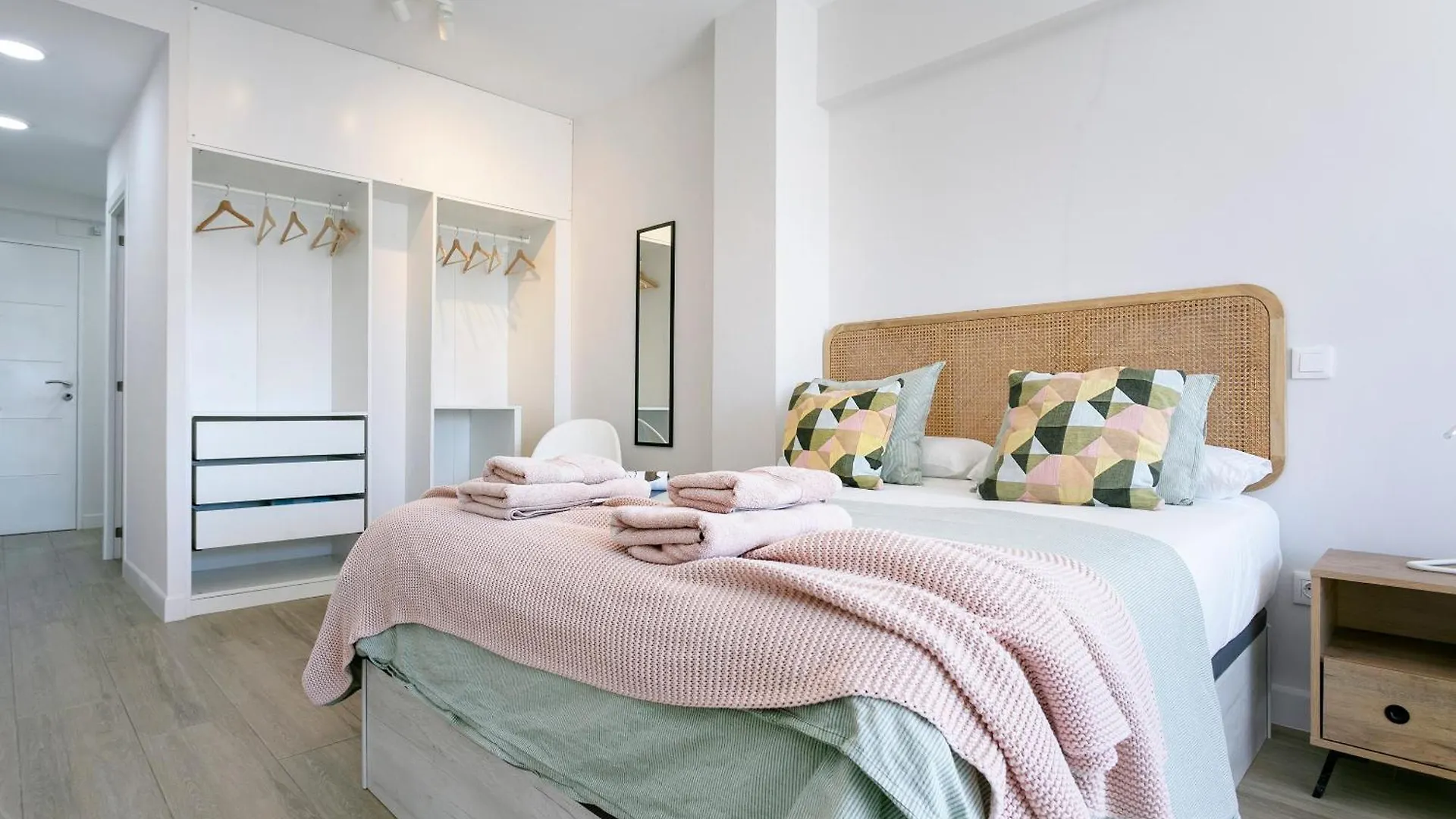 Estudio renovado con vista al mar Torremolinos